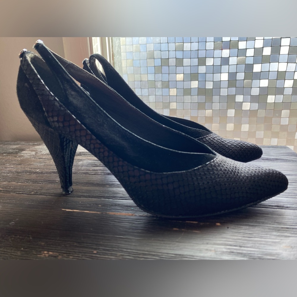 Ten Baker London Black pumps